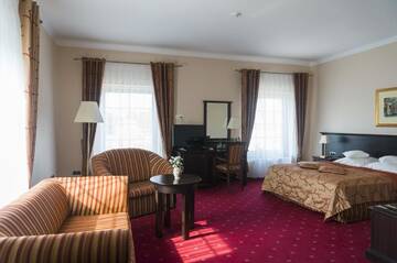 Фото номера Двухместный номер Делюкс с 1 кроватью Отель Hotel Piast г. Ополе 4