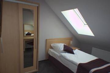 Фото номера Одноместный номер Отель Hotel Pod Złotą Koroną г. Ополе 4