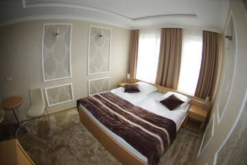 Фотографии Отель Hotel Pod Złotą Koroną г. Ополе (Польша) №2 Фото Отель Hotel Pod Złotą Koroną г. Ополе 2