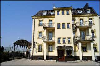 Фото Отель Hotel Zaodrze г. Ополе